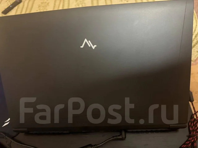 Maibenben. 17.3", 144����, ��� 16 ��, ���� 512���, WiFi: 1, Bluetooth: 1 ����