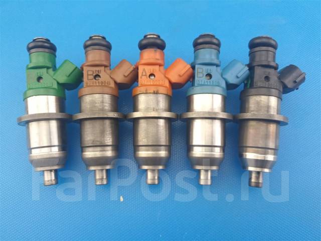   Mitsubishi Diamante E-F36A (1995-1999) MR560554 
