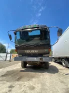 Isuzu Giga ����