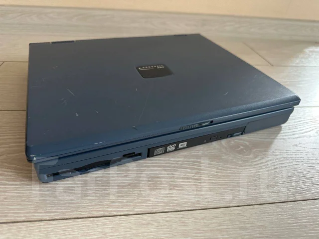 Fujitsu. 15", 2,5����, ��� 512 ��, ���� 30���, ����������� �� 1��. ����