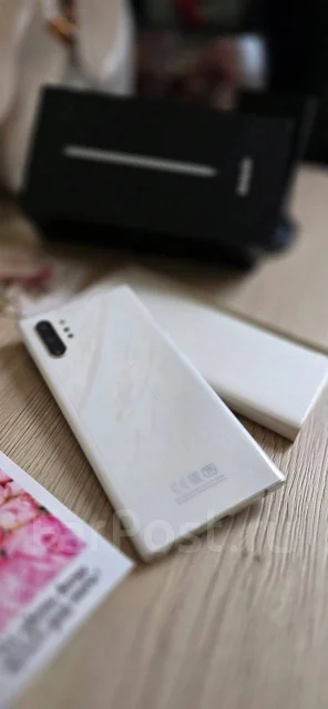 Samsung Galaxy Note 10+. �/�, 256 ��, �����, NFC ����