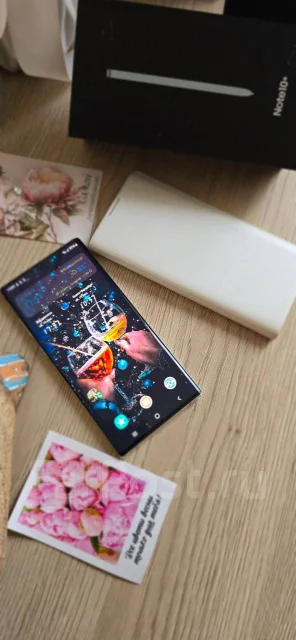 Samsung Galaxy Note 10+. �/�, 256 ��, �����, NFC ����