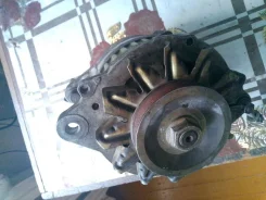 ��������� Nissan Laurel rd28 2310081T01 ����