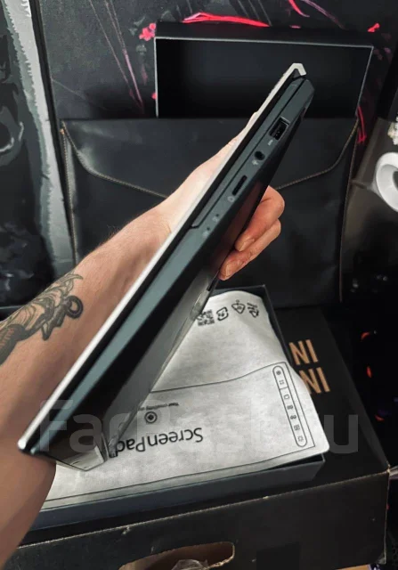 Asus ZenBook Pro Duo 14 OLED. 14.2", ��� 16 ��, ���� 1 000���, WiFi: 1, Bluetooth: 1, ����������� �� 3��. ����