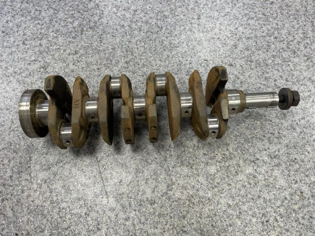 �������� Mazda L8 LF0211301 ����