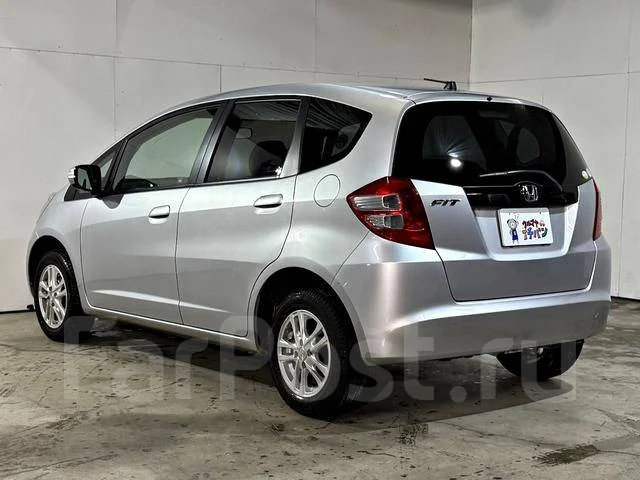 Honda Fit. ��������, ��������, 1.3 (99��.�.), ������, 98 000����. ��, �/�. ��� ����� �� ������������ ����