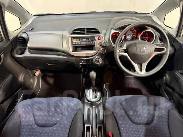 Honda Fit. ��������, ��������, 1.3 (99��.�.), ������, 98 000����. ��, �/�. ��� ����� �� ������������ ����