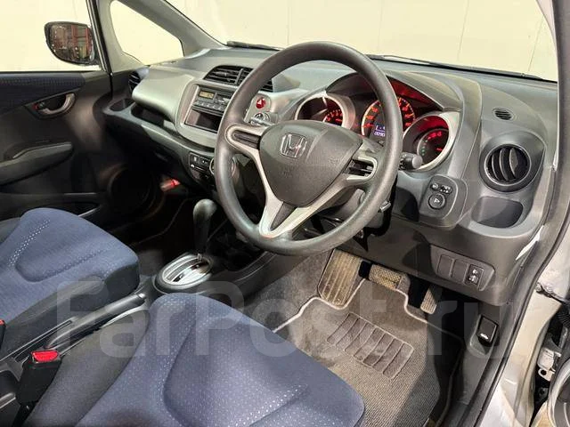 Honda Fit. ��������, ��������, 1.3 (99��.�.), ������, 98 000����. ��, �/�. ��� ����� �� ������������ ����