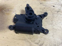 �������� ������� �������� ��������� VW Passat (B7) 2011 5Q0907511L 5Q0907511L ����