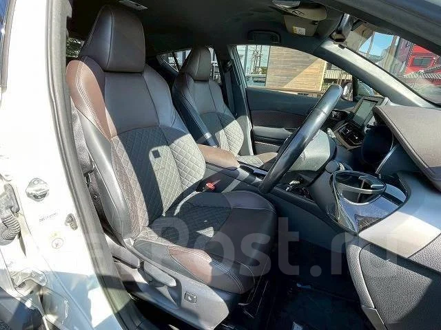 Toyota C-HR. ��������, 4wd, 1.2 (116��.�.), ������, 25 000����. ��, �/�. ��� ����� �� ������������ ����