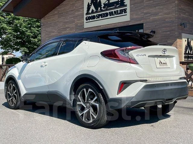 Toyota C-HR. ��������, 4wd, 1.2 (116��.�.), ������, 25 000����. ��, �/�. ��� ����� �� ������������ ����