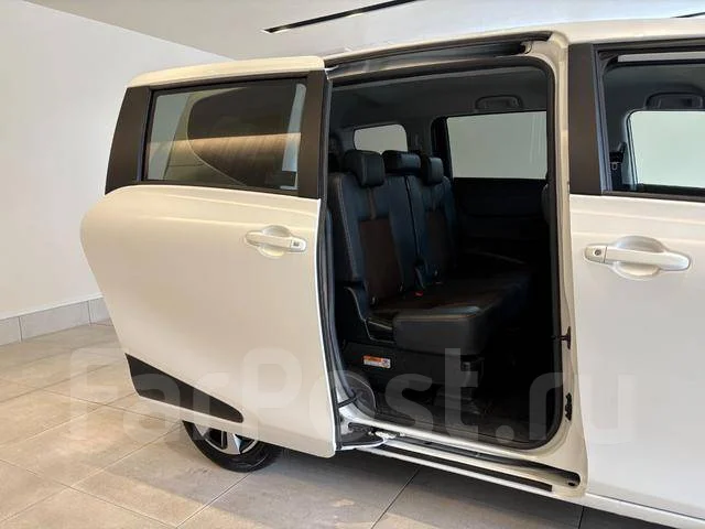 Toyota Sienta. ��������, 4wd, 1.5 (109��.�.), ������, 50 000����. ��, �/�. ��� ����� �� ������������ ����