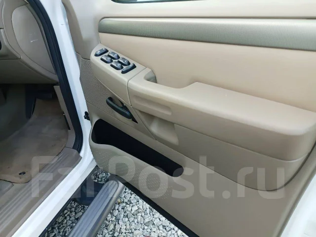 Ford Explorer. 1FMDU73EX5ZA71548 ����