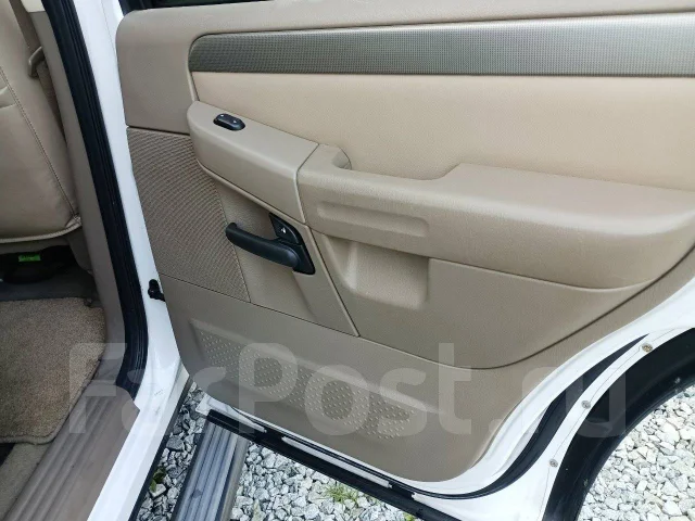 Ford Explorer. 1FMDU73EX5ZA71548 ����