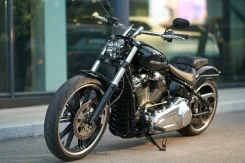 Harley-Davidson Breakout FXSB. 1 868����. ��., ��������, ���������, ��� ������� ����