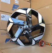 Hyundai. 6.0x16", 5x114.3, ET43, �� 67,1���. ����