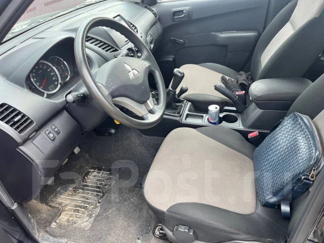 Mitsubishi L200. ������, 29 000����. �� ����