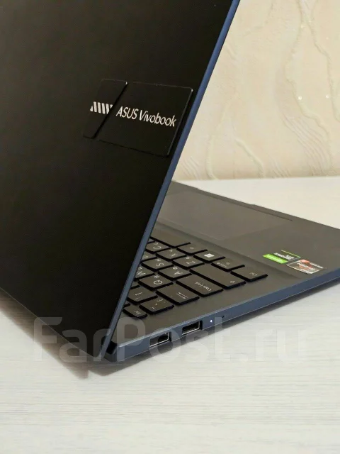 Asus VivoBook Pro 15. 15.6", 3,3����, ��� 8 ��, ���� 512���, WiFi: 1, Bluetooth: 1, ����������� �� 3��. ����