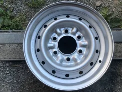 Topy. 6.75x14.5", 6x139.7, �� 90���. ����