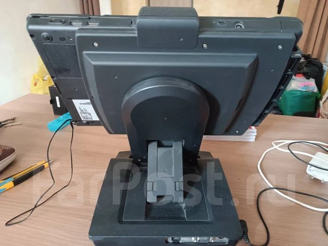Fujitsu Siemens. 1,4����, ��� 2048 ��, ���� 119���, WiFi: 1, Bluetooth: 1, ����������� �� 6��. ����