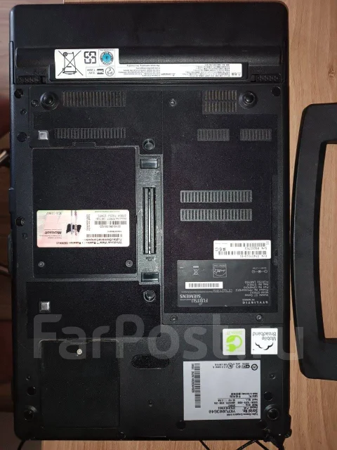 Fujitsu Siemens. 1,4����, ��� 2048 ��, ���� 119���, WiFi: 1, Bluetooth: 1, ����������� �� 6��. ����