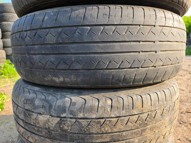 Bridgestone B700AQ. ������, �/�, ����� 80 % ����