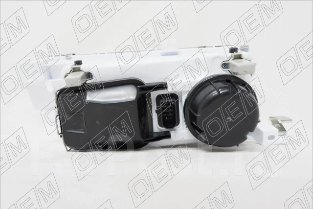 ���� ������ Skoda Octavia 1 A4 2000-2011 OEM0114FR ����