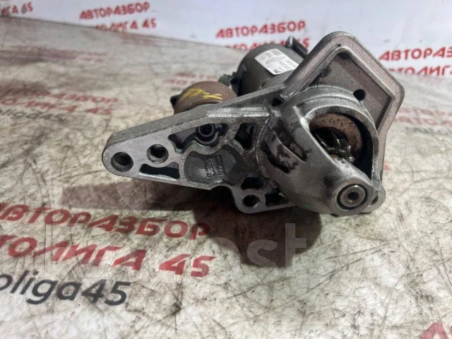 ������� Renault Duster ���� X-RAY 233003999r 233003999R ����
