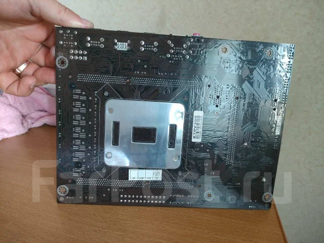 LGA2011 ����