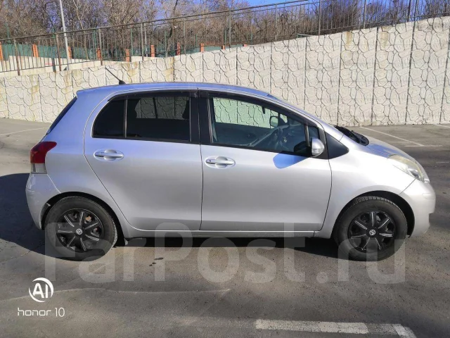 Toyota Vitz. ��������, ��������, 1.0 (71��.�.), ������, 165 000����. �� ����