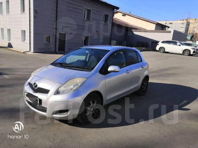 Toyota Vitz. ��������, ��������, 1.0 (71��.�.), ������, 165 000����. �� ����