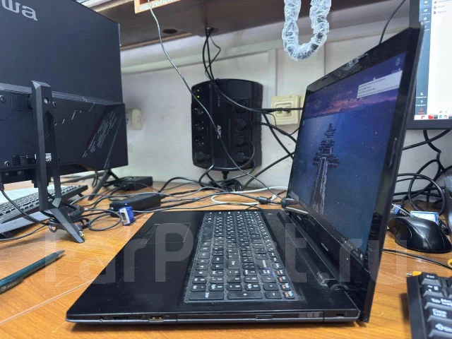 Lenovo IdeaPad G50-30. 15.6", 1,8����, ��� 8 ��, ���� 256���, WiFi: 1, Bluetooth: 1, ����������� �� 1��. ����