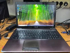 Asus K53SD. 15.6", 2,3����, ��� 8 ��, ���� 128���, WiFi: 1, Bluetooth: 1 ����