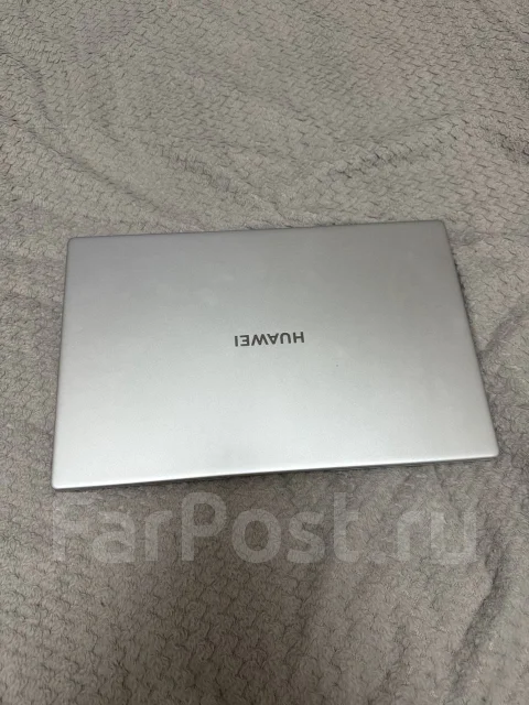 Huawei MateBook D 15. 15.6", ��� 8 ��, ���� 256���, WiFi: 1, ����������� �� 4��. ����