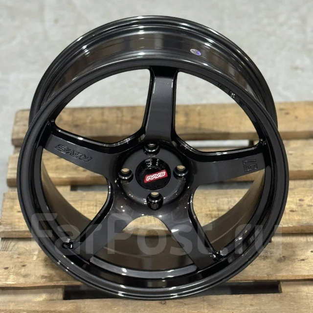 Комплект дисков Rays Gram Lights 57CR, 17