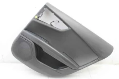 ������� ����� ������ ������ Audi A7 4G 2010-2014 4G8867374A ����