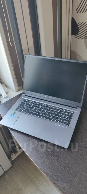Machenike L17. 17.3", 2,6����, ��� 16 ��, ���� 512���, WiFi: 1, Bluetooth: 1 ����
