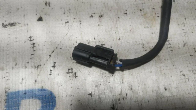 ����������� ������ Mitsubishi MD322498 ����