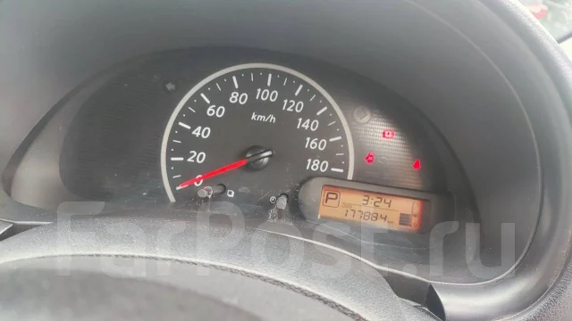 Nissan March. ��������, 4wd, 1.2 (79��.�.), ������, 177 000����. �� ����