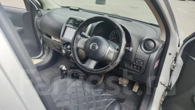 Nissan March. ��������, 4wd, 1.2 (79��.�.), ������, 177 000����. �� ����