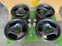 Berg. 7.0x17", 6x139.7 ����