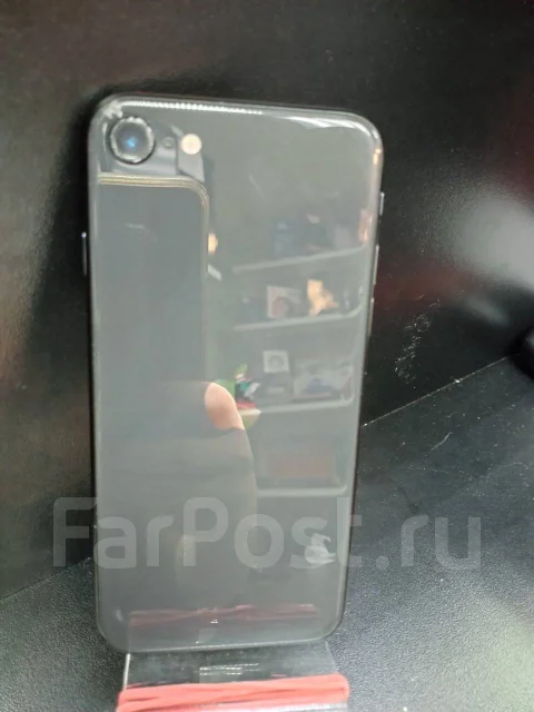 Apple iPhone SE. �/�, 64 ��, ������, 4G LTE ����