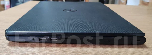 Dell. 15.6", 1,9����, ��� 4 ��, ���� 256���, WiFi: 1, Bluetooth: 1, ����������� �� 2��. ����