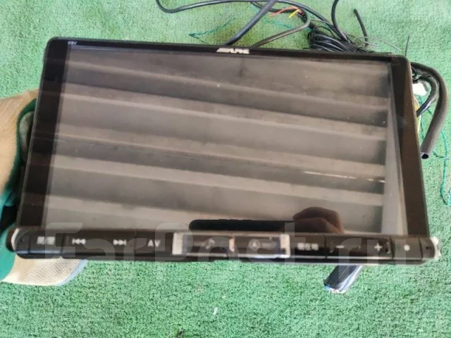 Alpine X9V ����