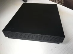 Microsoft Xbox One X ����