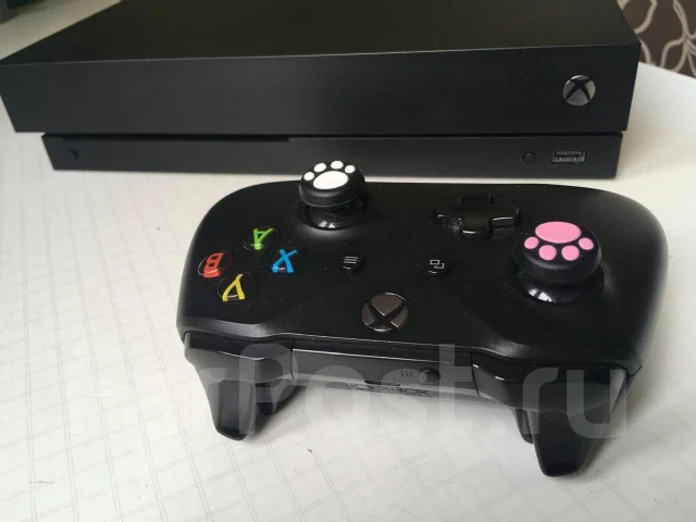 Microsoft Xbox One X ����