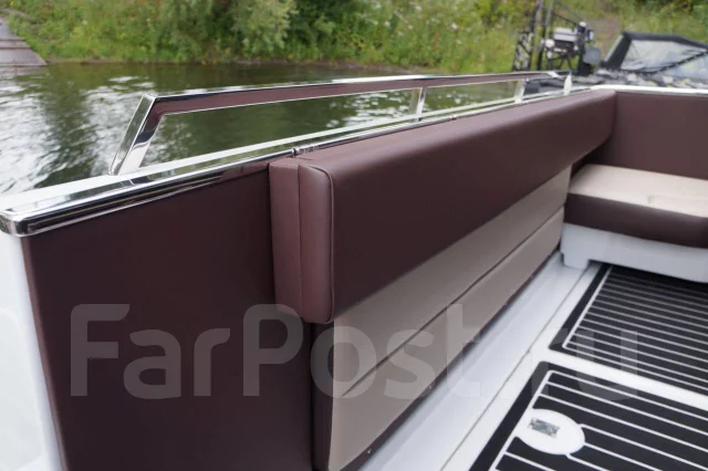 Searay Sundancer. 2000 ���, ����� 10,8��., ��������� ������������, 3,8��.�., ������ ����