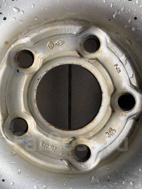 Renault. 6.0x16", 5x114.3, ET50, �� 66,1���. ����