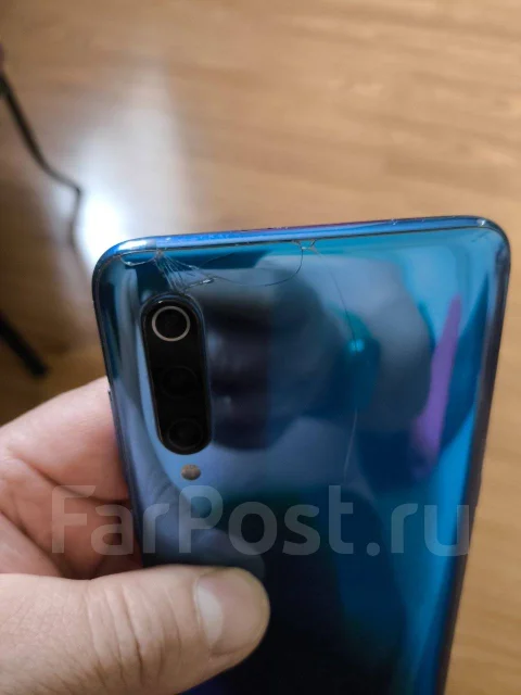Xiaomi Mi9. �/�, 128 ��, �����, 4G LTE, Dual-SIM, NFC ����