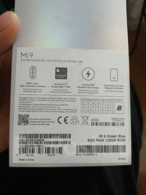 Xiaomi Mi9. �/�, 128 ��, �����, 4G LTE, Dual-SIM, NFC ����